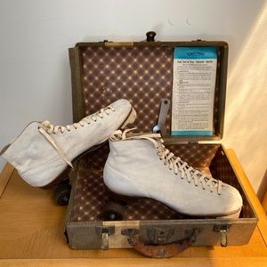Vintage Chicago Roller Skates - White